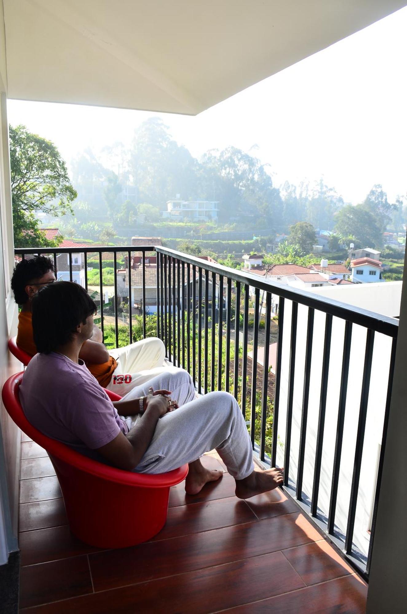 Dusk & Dawn Villa Kodaikanal Exteriör bild